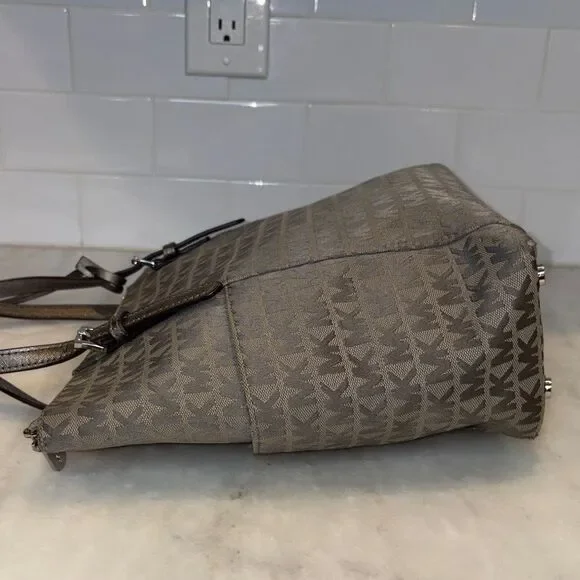 Michael Kors Bag Purse Handbag Pocketbook Charlotte Signature Jet Set Tote Bag